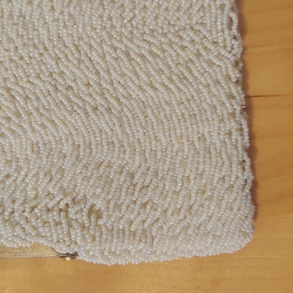 Richere by Walborg Off White Mid Century Modern Beaded Wristlet Clutch Handbag - Picture 7 of 16